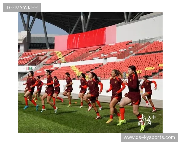 女足体能教练团队增编，保障比赛强度，女足训练