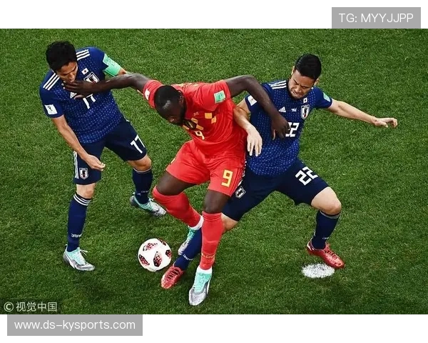 为什么主教练在世界杯期间更依赖“实时热力图”进行半场指令修正？